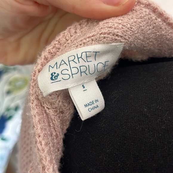 Market & Spruce Twisted Back Pullover | Soft Pink | Size S - Picture 5 of 7